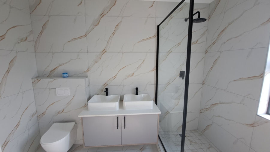 3 Bedroom Property for Sale in Sandown Western Cape